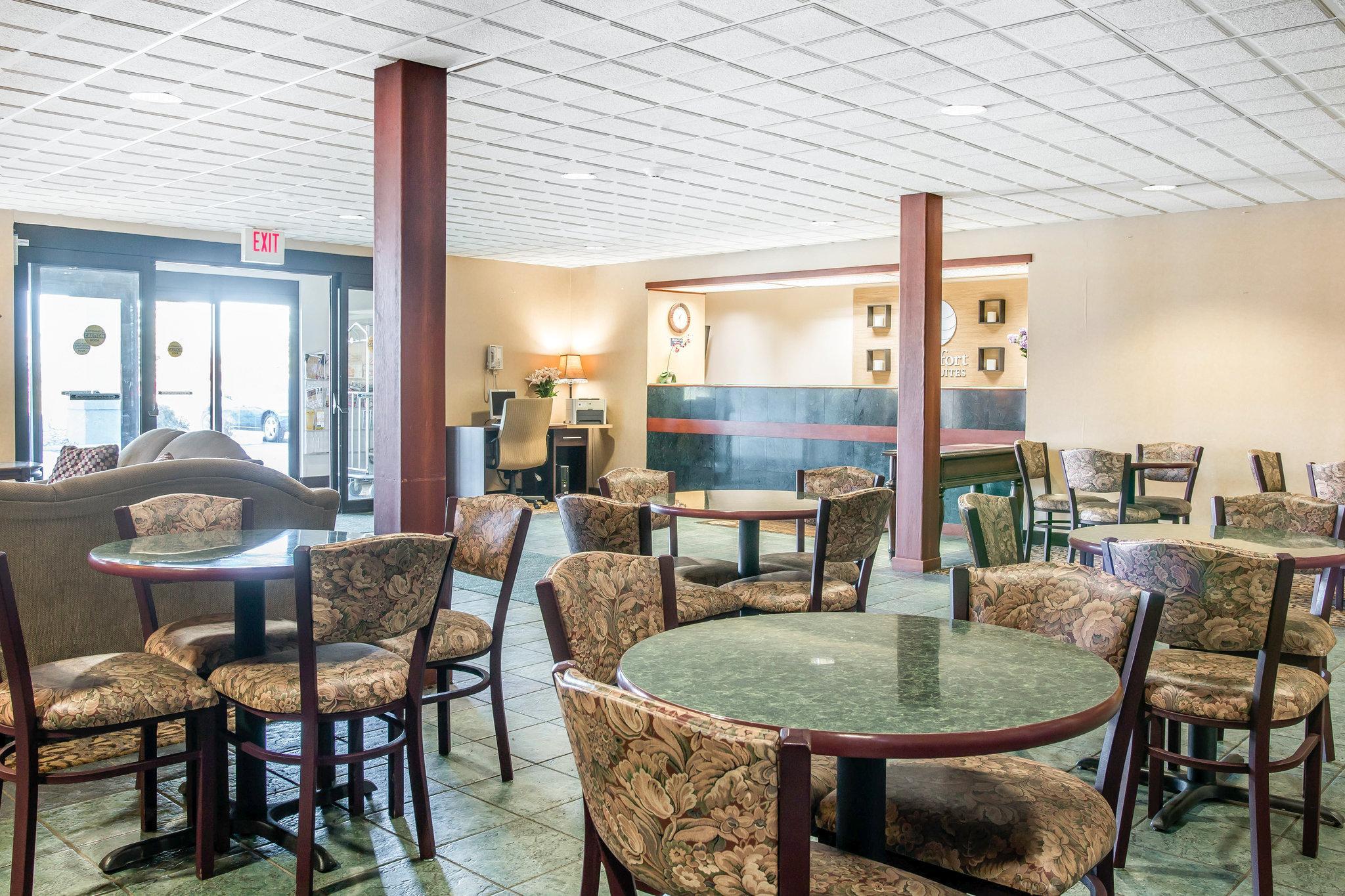 Comfort Inn & Suites Maumee - Toledo I80-90 Εξωτερικό φωτογραφία