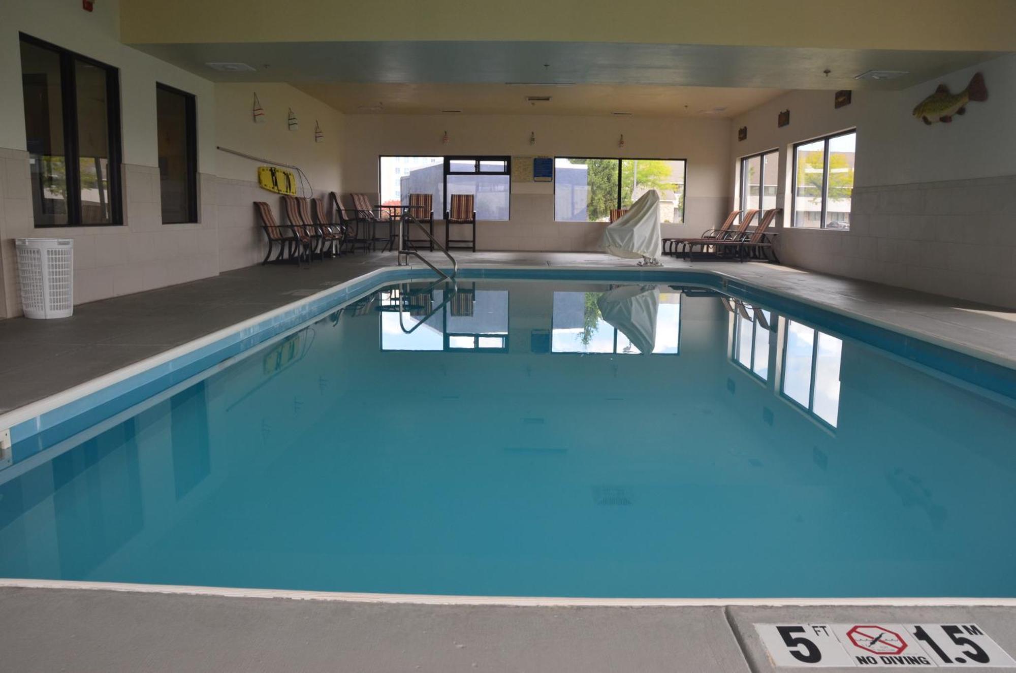 Comfort Inn & Suites Maumee - Toledo I80-90 Εξωτερικό φωτογραφία