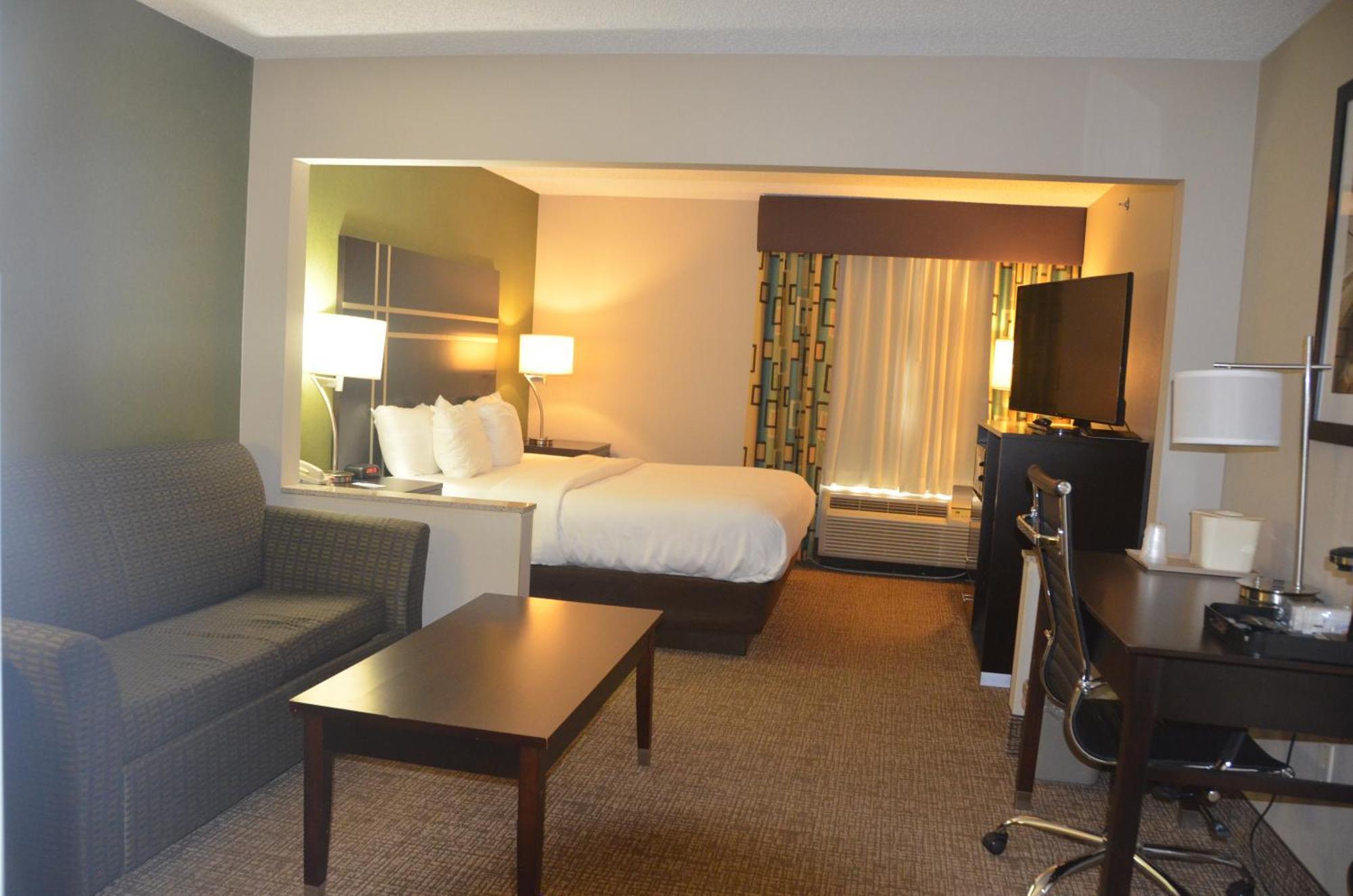 Comfort Inn & Suites Maumee - Toledo I80-90 Εξωτερικό φωτογραφία
