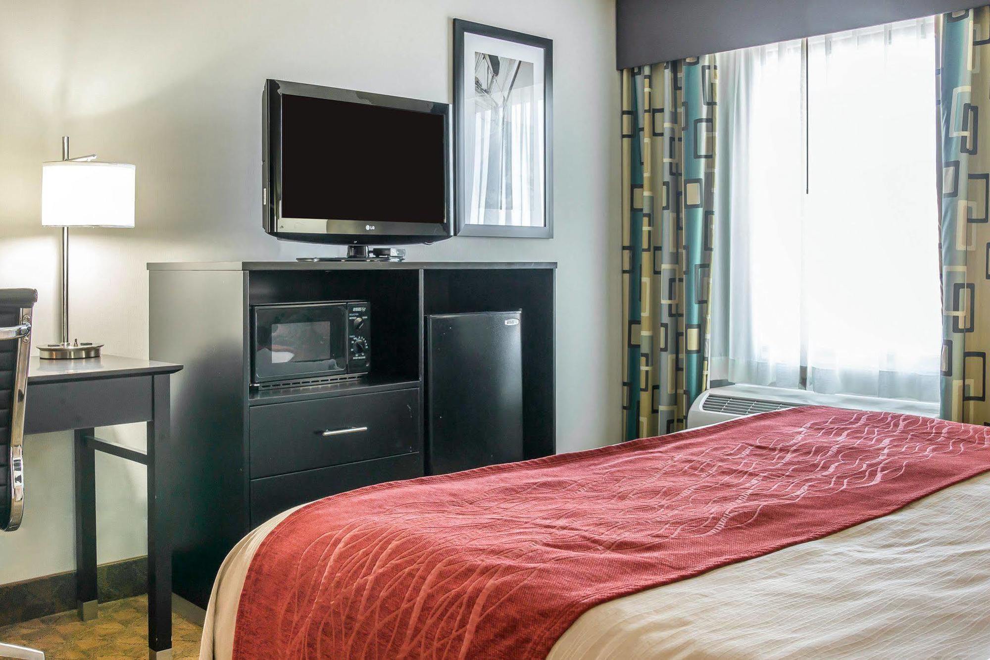 Comfort Inn & Suites Maumee - Toledo I80-90 Εξωτερικό φωτογραφία